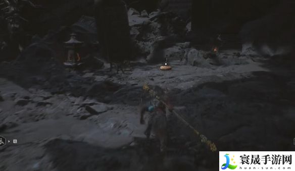 《黑神话悟空》炼魔坑石屏前打坐点位置